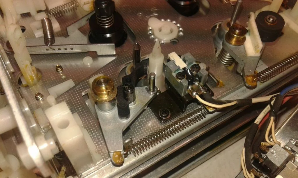 Nakamichi ZX-9 - pinch roller and idler replacement